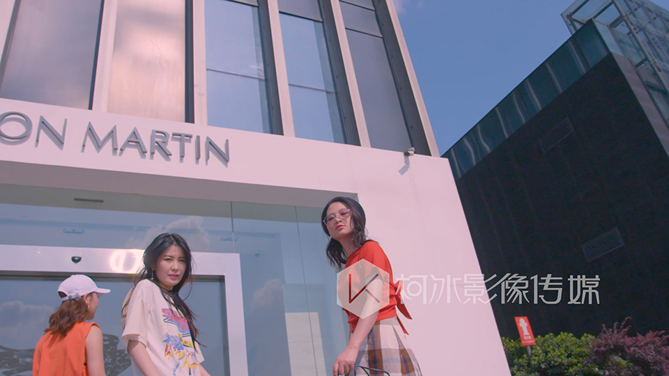 序列 01.00_46_15_11.静止301.jpg